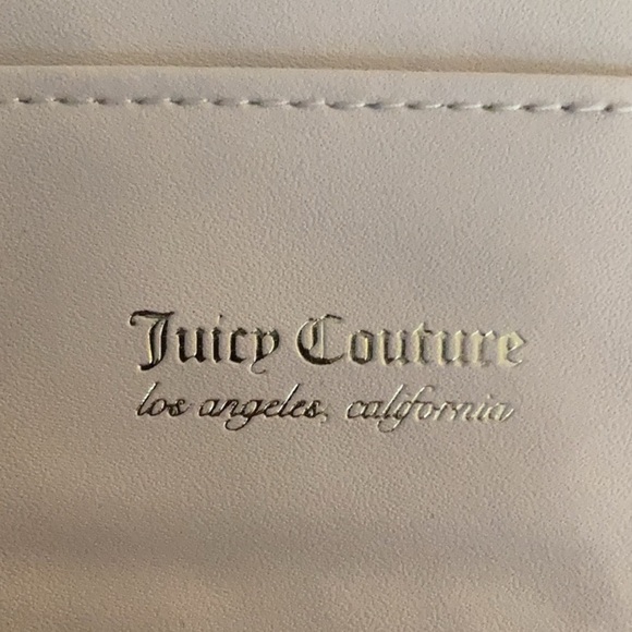 Juicy Couture Wallet Off The Chain Large Zip Around Black Multi Rose Print NWT - Picture 9 of 10